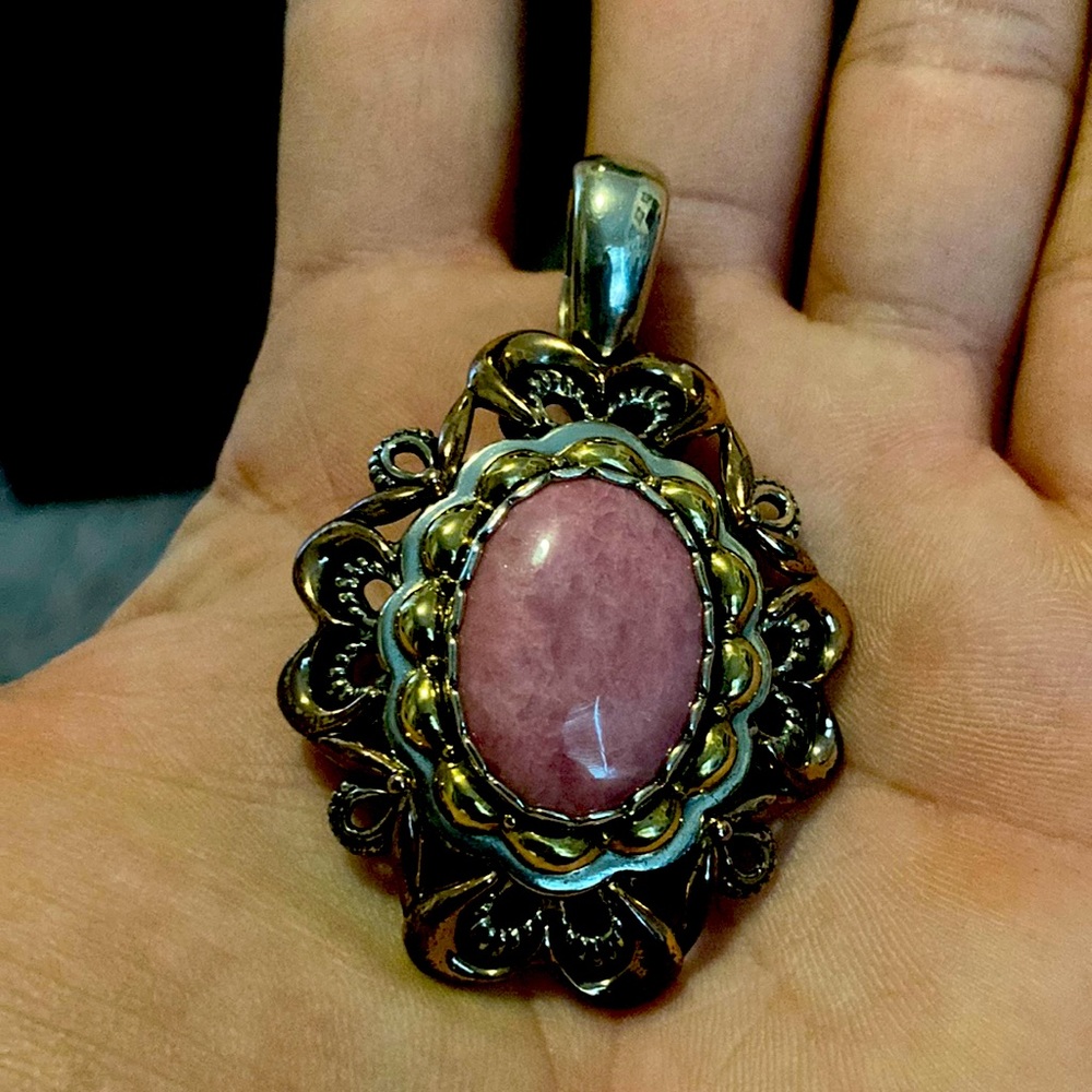 Carolyn Pollack pink stone Pendant